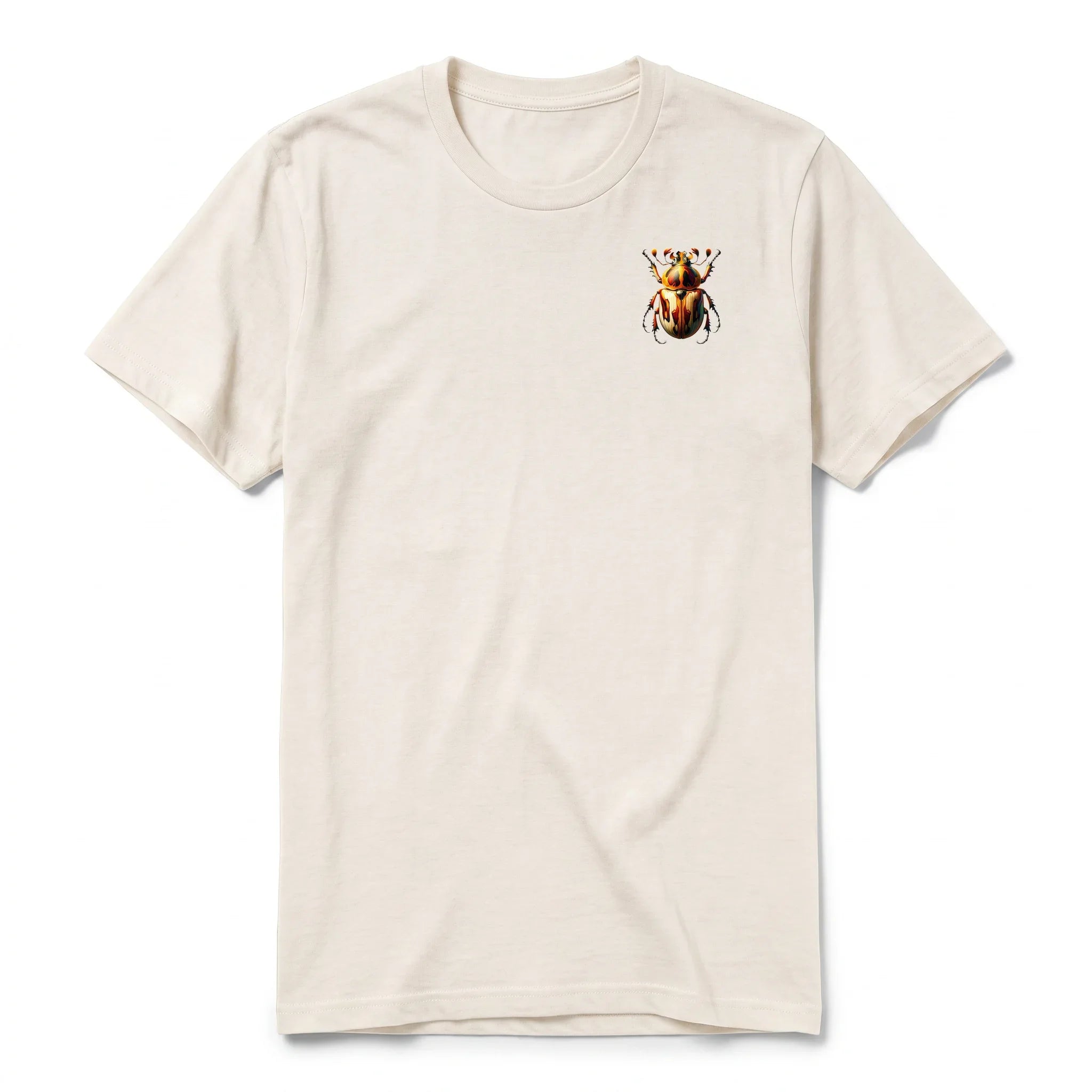 Un T-shirt blanc vintage à manches courtes et col rond, orné d'un motif représentant un arthropod sur la poitrine gauche.