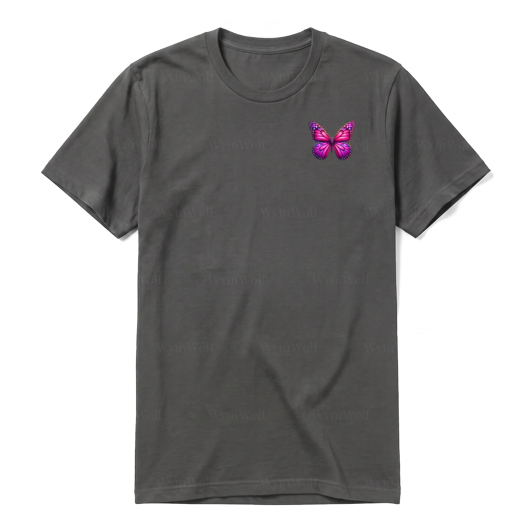Un T-shirt charbon à manches courtes et col rond, orné d'un motif représentant un arthropod sur la poitrine gauche.