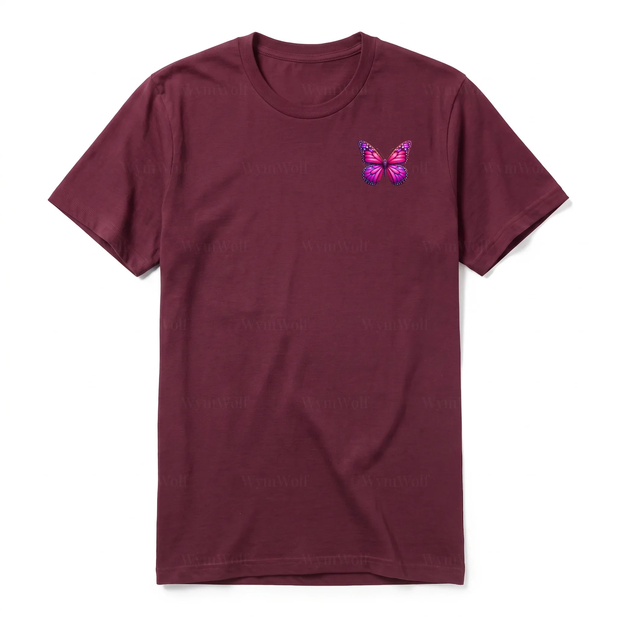 Un T-shirt marron à manches courtes et col rond, orné d'un motif représentant un arthropod sur la poitrine gauche.