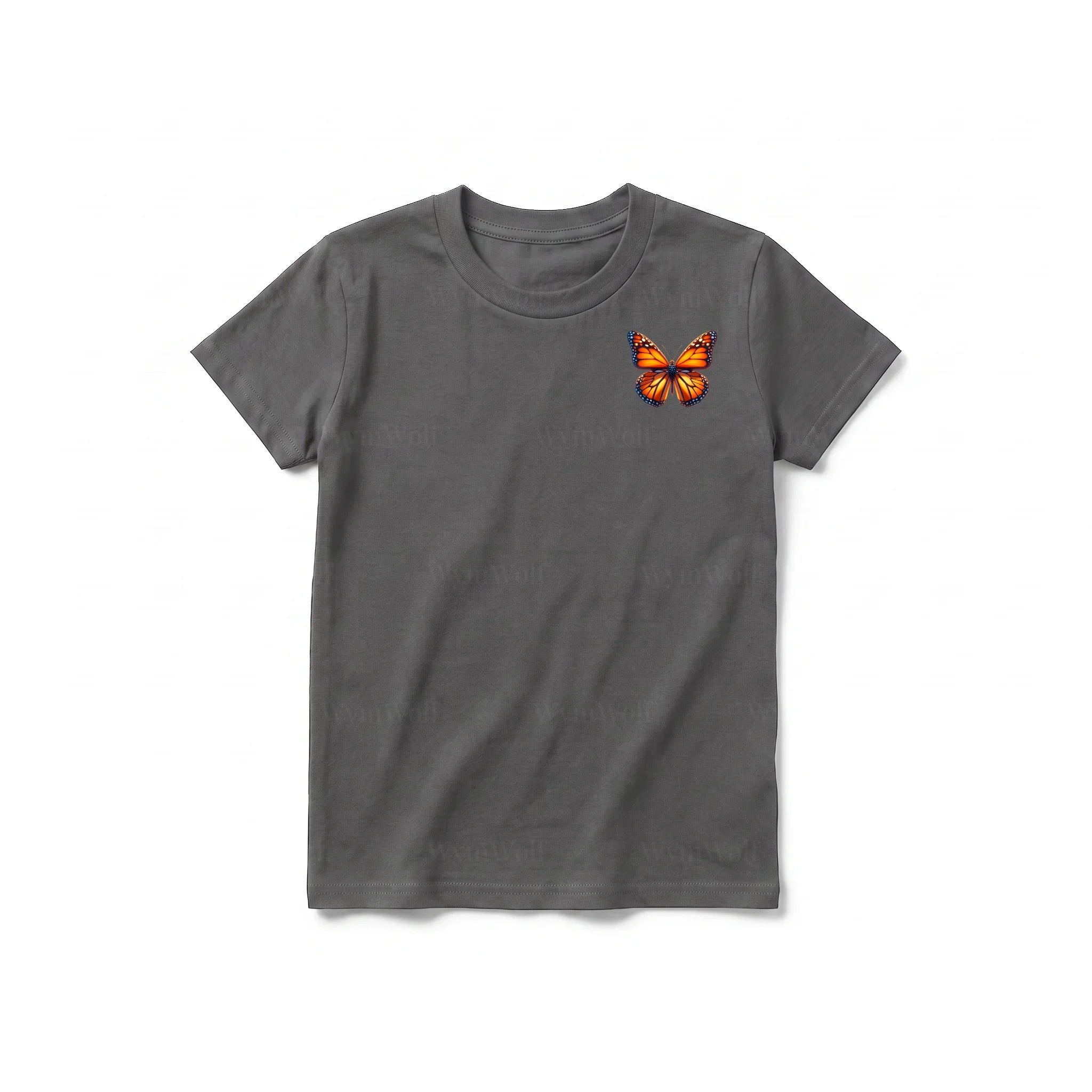 Un T-shirt charbon à manches courtes et col rond pour jeune, orné d'un motif représentant un arthropode sur la poitrine gauche.
