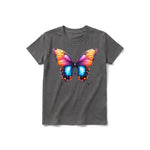 Un T-shirt charbon à manches courtes et col rond pour jeune, orné d'un motif représentant un arthropode sur le devant.