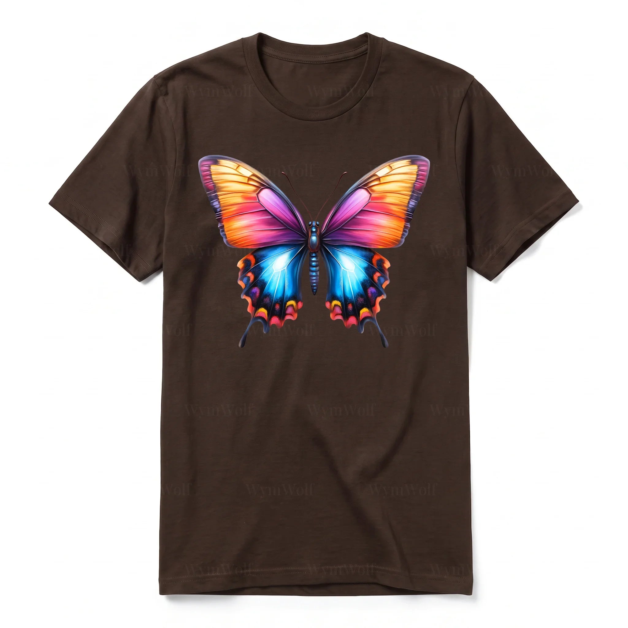 Un T-shirt chocolat à manches courtes et col rond, orné d'un motif représentant un arthropod sur le devant.