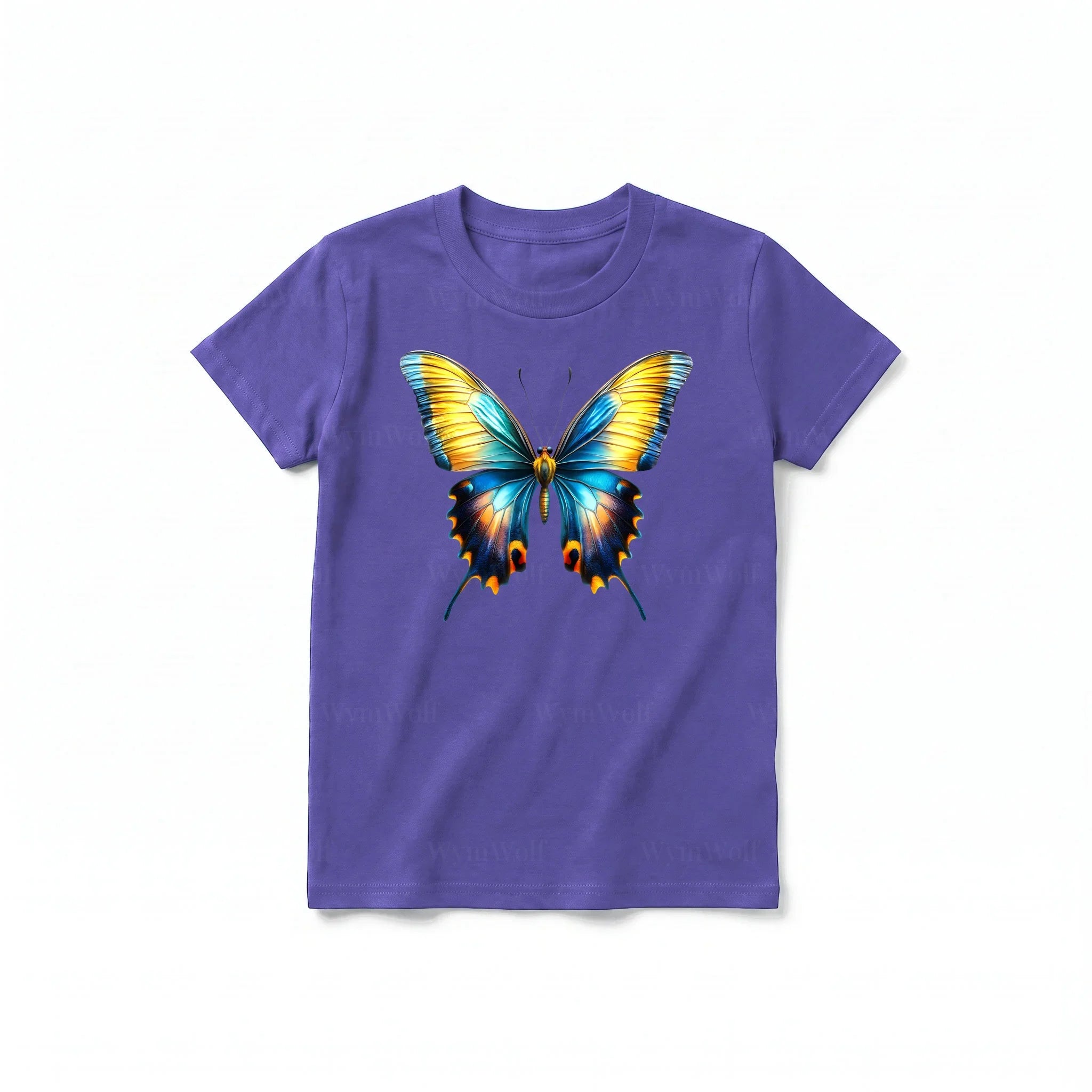 Un T-shirt violet à manches courtes et col rond pour jeune, orné d'un motif représentant un arthropode sur le devant.