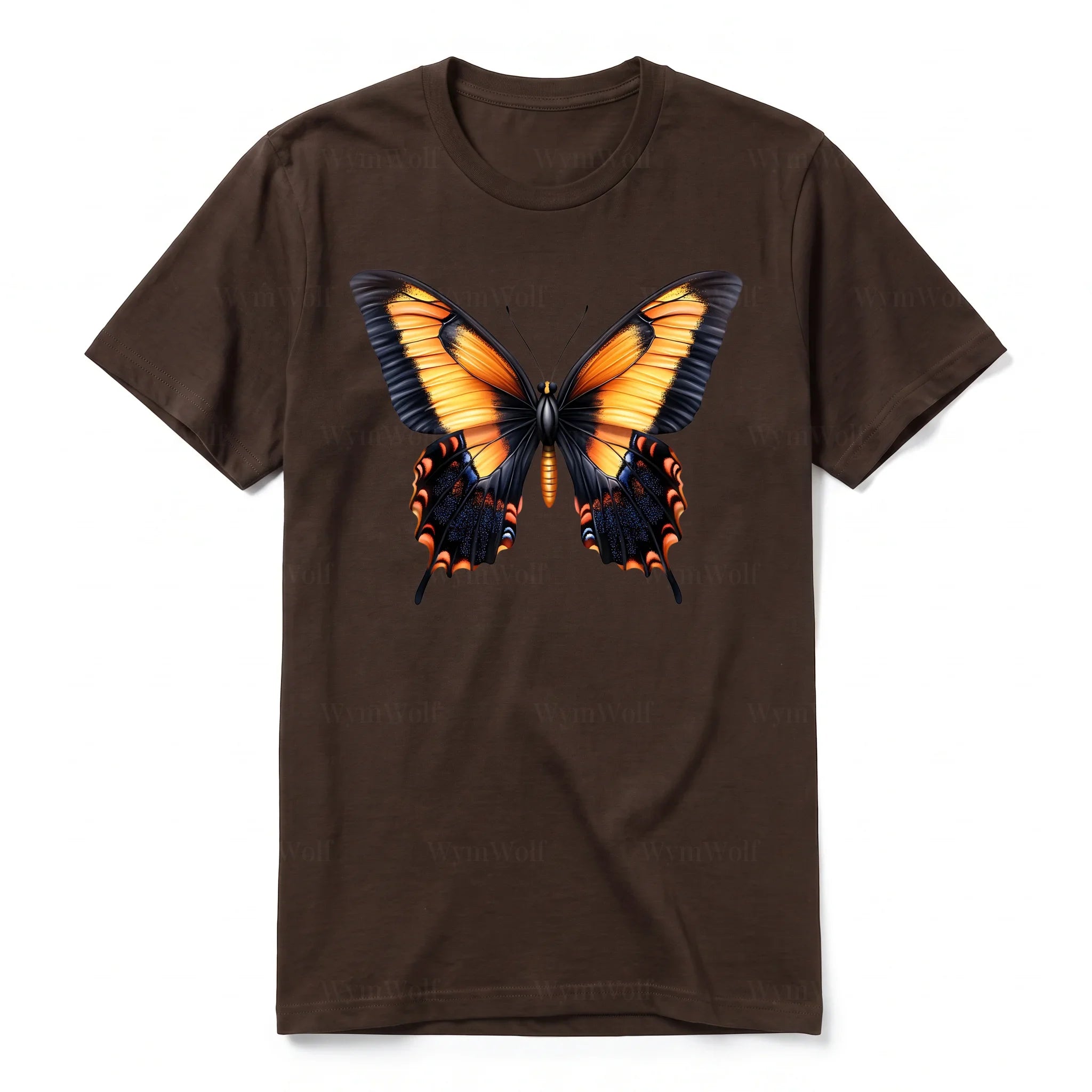 Un T-shirt chocolat à manches courtes et col rond, orné d'un motif représentant un arthropod sur le devant.