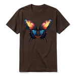 Un T-shirt chocolat à manches courtes et col rond, orné d'un motif représentant un arthropod sur le devant.