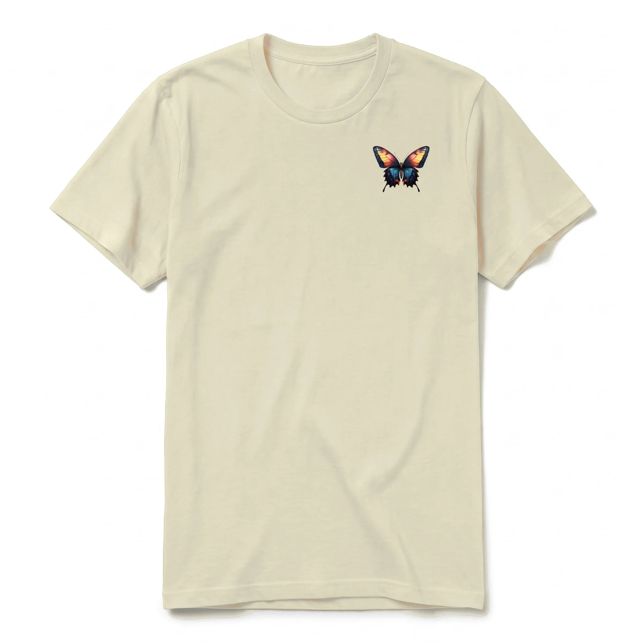 Un T-shirt latte à manches courtes et col rond, orné d'un motif représentant un arthropod sur la poitrine gauche.