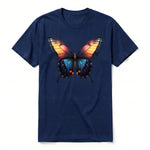 Un T-shirt marine à manches courtes et col rond, orné d'un motif représentant un arthropod sur le devant.