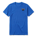 Un T-shirt royal à manches courtes et col rond, orné d'un motif représentant un arthropod sur la poitrine gauche.
