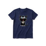 Un T-shirt marine à manches courtes et col rond pour jeune, orné d'un motif représentant un chat sur le devant.