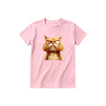 Un T-shirt rose à manches courtes et col rond pour jeune, orné d'un motif représentant un chat sur le devant.