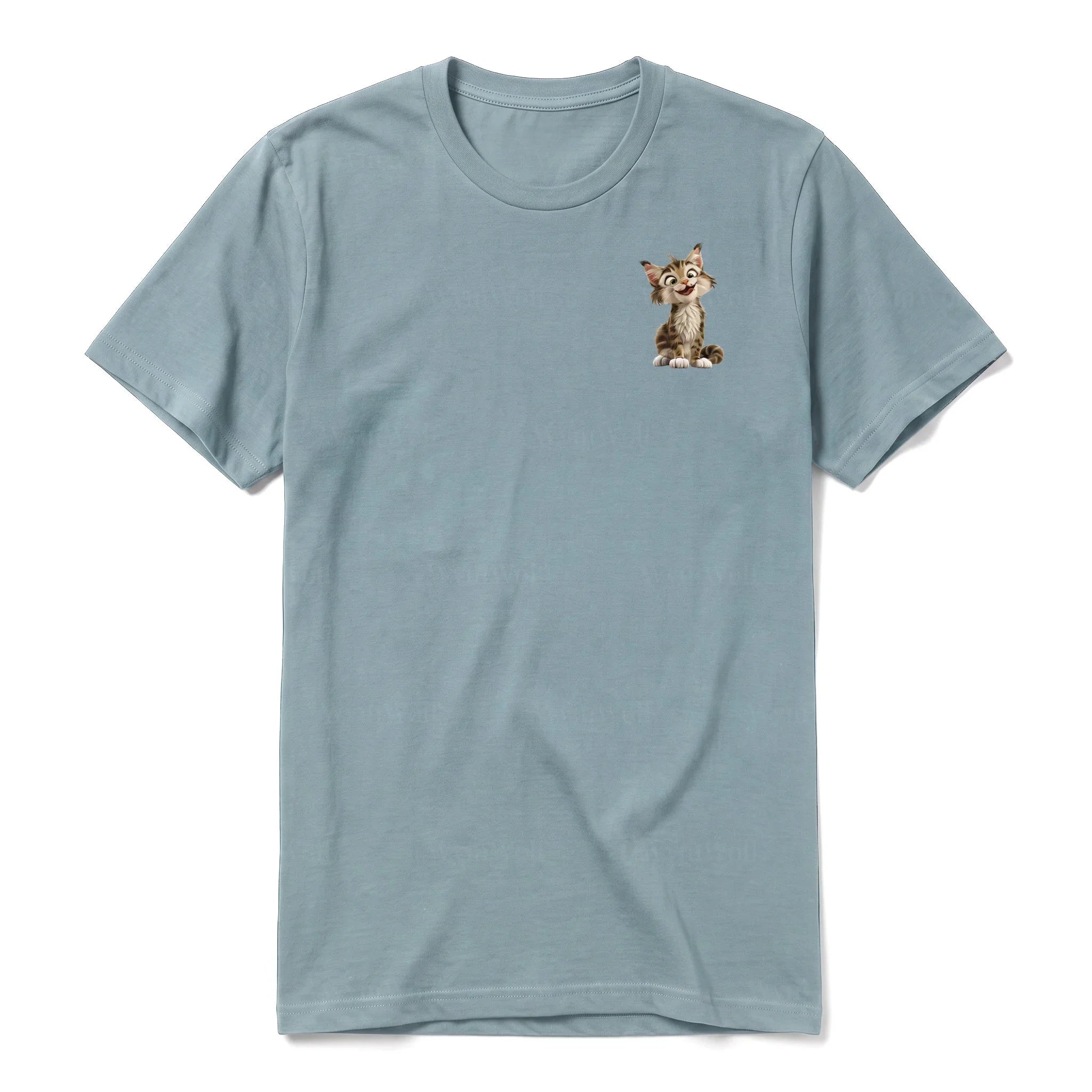 Un T-shirt sauge à manches courtes et col rond, orné d'un motif représentant un chat sur la poitrine gauche.