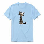 Un T-shirt poudre à manches courtes et col rond, orné d'un motif représentant un chat sur le devant.
