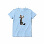 Un T-shirt poudre à manches courtes et col rond pour jeune, orné d'un motif représentant un chat sur le devant.
