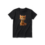 Un T-shirt noir à manches courtes et col rond pour jeune, orné d'un motif représentant un chat sur le devant.