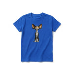 Un T-shirt royal à manches courtes et col rond pour jeune, orné d'un motif représentant un chat sur le devant.