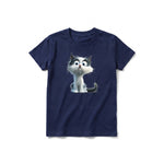 Un T-shirt marine à manches courtes et col rond pour jeune, orné d'un motif représentant un chat sur le devant.