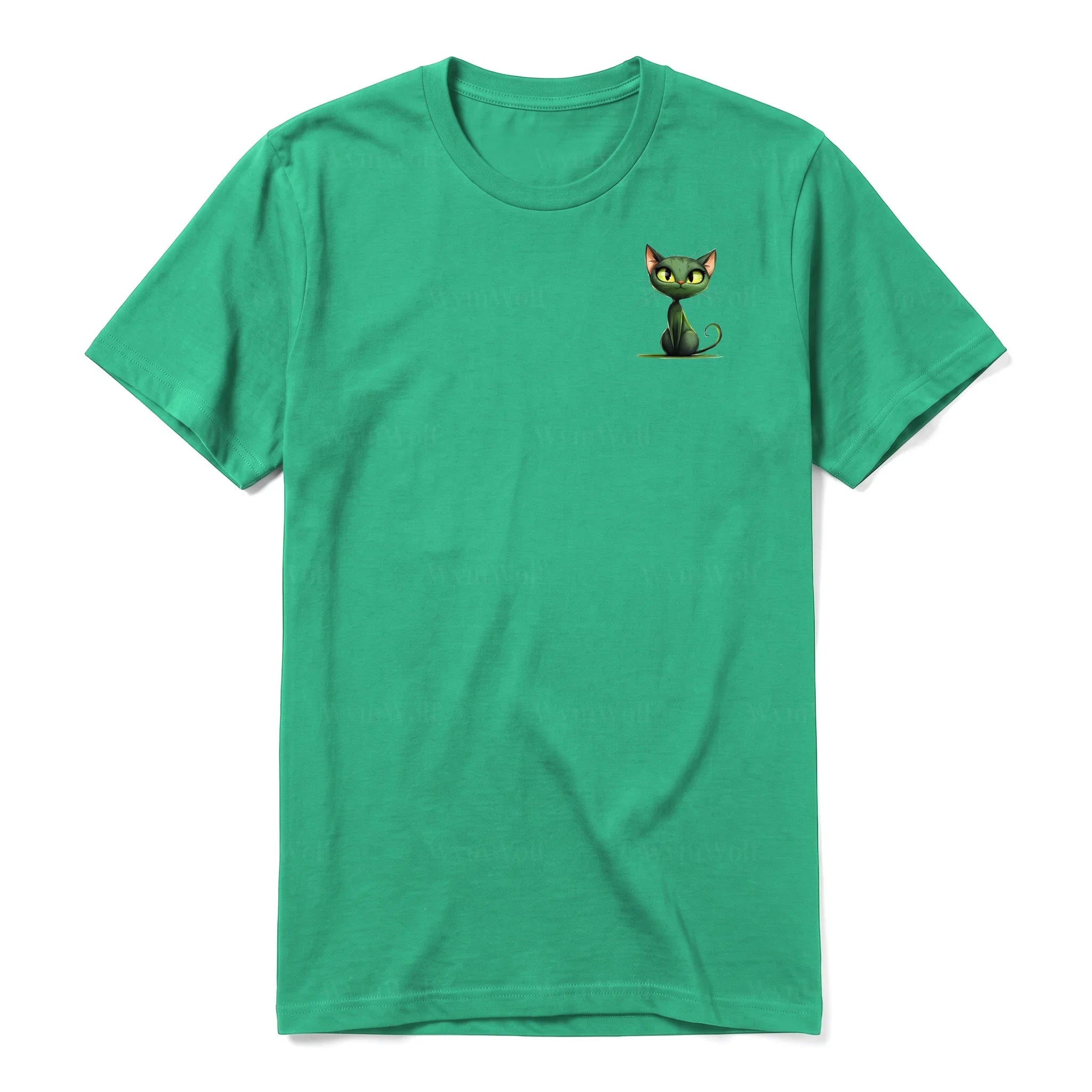 Un T-shirt kelly à manches courtes et col rond, orné d'un motif représentant un chat sur la poitrine gauche.
