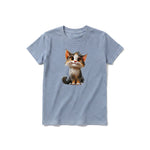 Un T-shirt steel-blue à manches courtes et col rond pour jeune, orné d'un motif représentant un chat sur le devant.