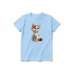 Un T-shirt poudre à manches courtes et col rond pour jeune, orné d'un motif représentant un chat sur le devant.