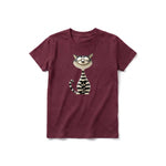 Un T-shirt marron à manches courtes et col rond pour jeune, orné d'un motif représentant un chat sur le devant.
