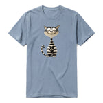 Un T-shirt steel-blue à manches courtes et col rond, orné d'un motif représentant un chat sur le devant.