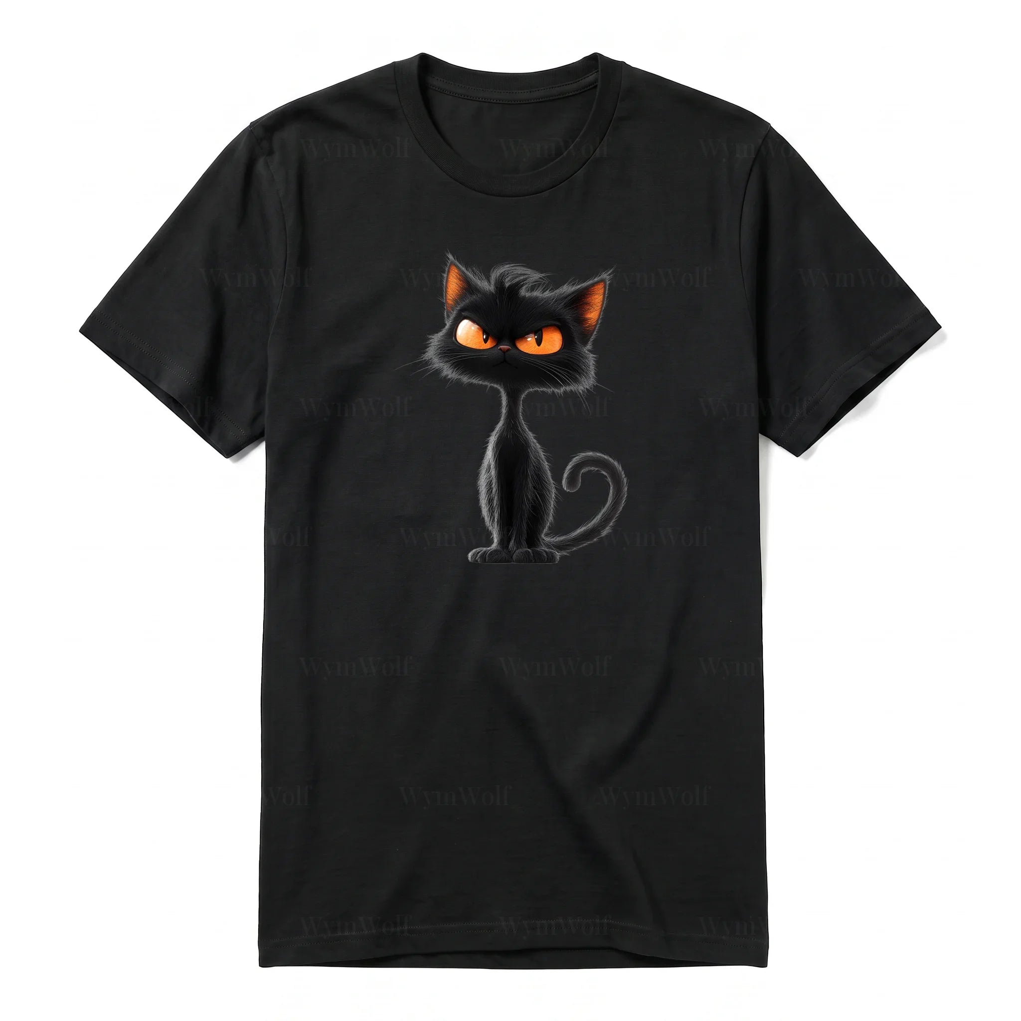 Un T-shirt noir à manches courtes et col rond, orné d'un motif représentant un chat sur le devant.