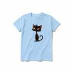 Un T-shirt poudre à manches courtes et col rond pour jeune, orné d'un motif représentant un chat sur le devant.