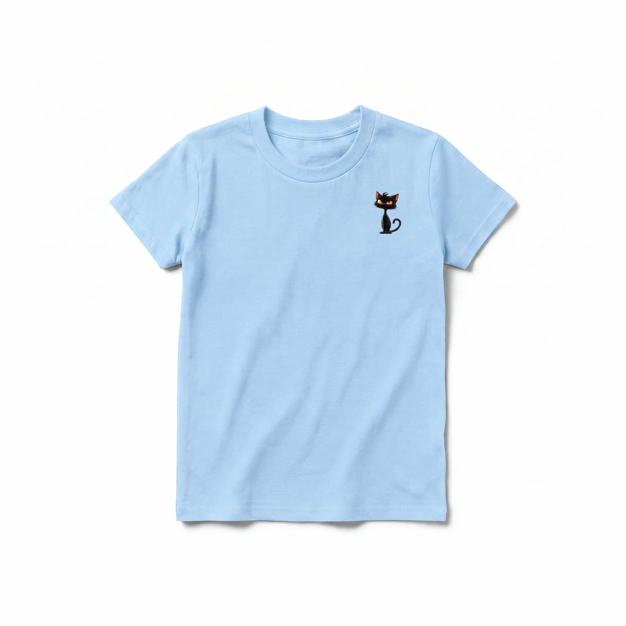 Un T-shirt poudre à manches courtes et col rond pour jeune, orné d'un motif représentant un chat sur la poitrine gauche.