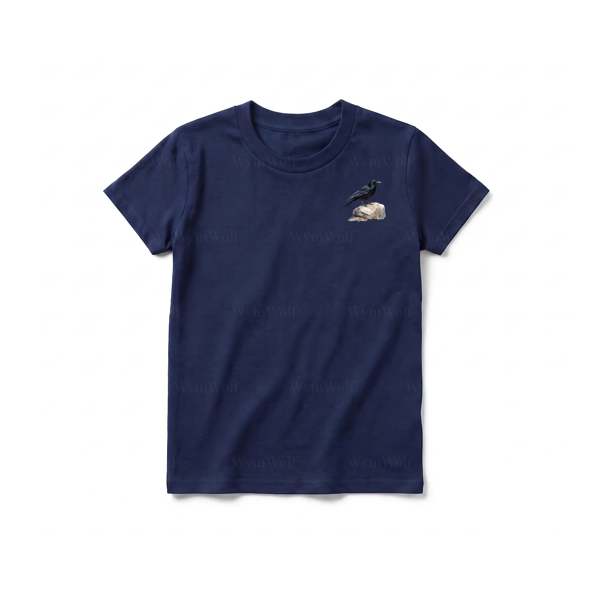 Un T-shirt marine à manches courtes et col rond pour jeune, orné d'un motif représentant un oiseau sur la poitrine gauche.