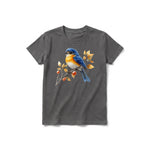 Un T-shirt charbon à manches courtes et col rond pour jeune, orné d'un motif représentant un oiseau sur le devant.