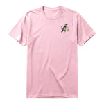 Un T-shirt rose T-shirt à col rond et manches courtes pour adulte, orné d'un motif représentant un oiseau sur la poitrine gauche.