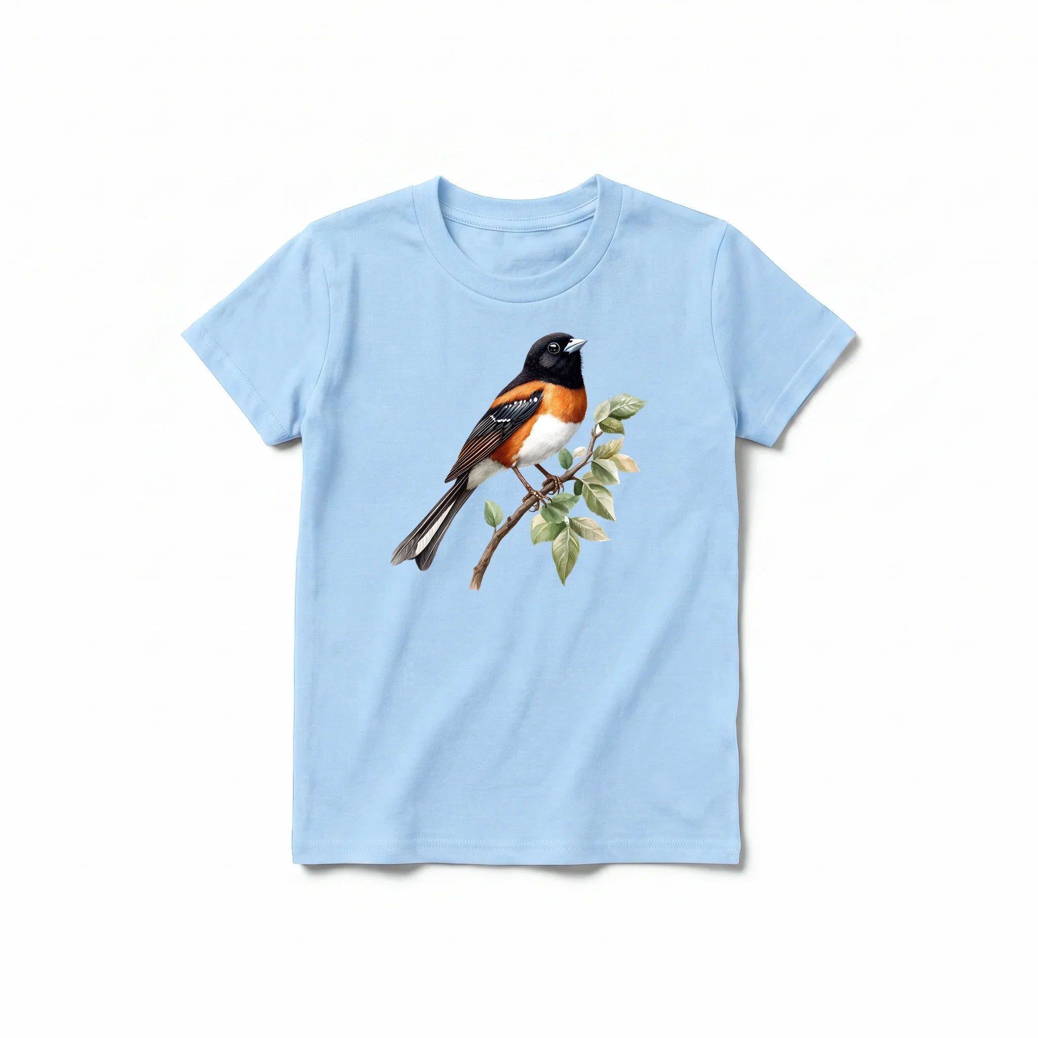 Un T-shirt poudre à manches courtes et col rond pour jeune, orné d'un motif représentant un oiseau sur le devant.