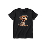 Un T-shirt noir à manches courtes et col rond pour jeune, orné d'un motif représentant un chien sur le devant.