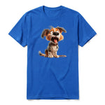 Un T-shirt royal à manches courtes et col rond, orné d'un motif représentant un chien sur le devant.