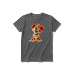 Un T-shirt charbon à manches courtes et col rond pour jeune, orné d'un motif représentant un chien sur le devant.