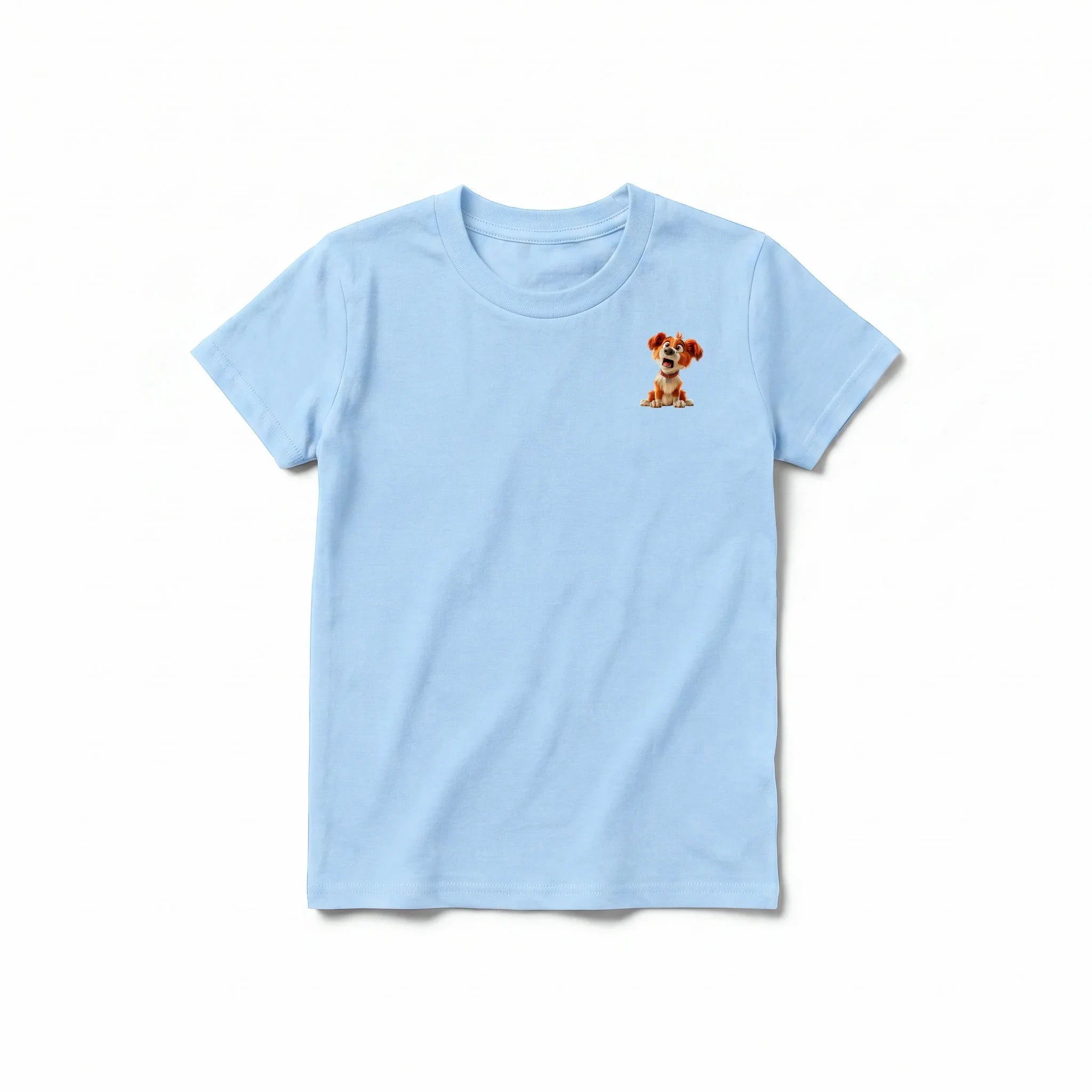Un T-shirt poudre à manches courtes et col rond pour jeune, orné d'un motif représentant un chien sur la poitrine gauche.