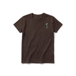 Un T-shirt chocolat à manches courtes et col rond pour jeune, orné d'un motif représentant un chien sur la poitrine gauche.