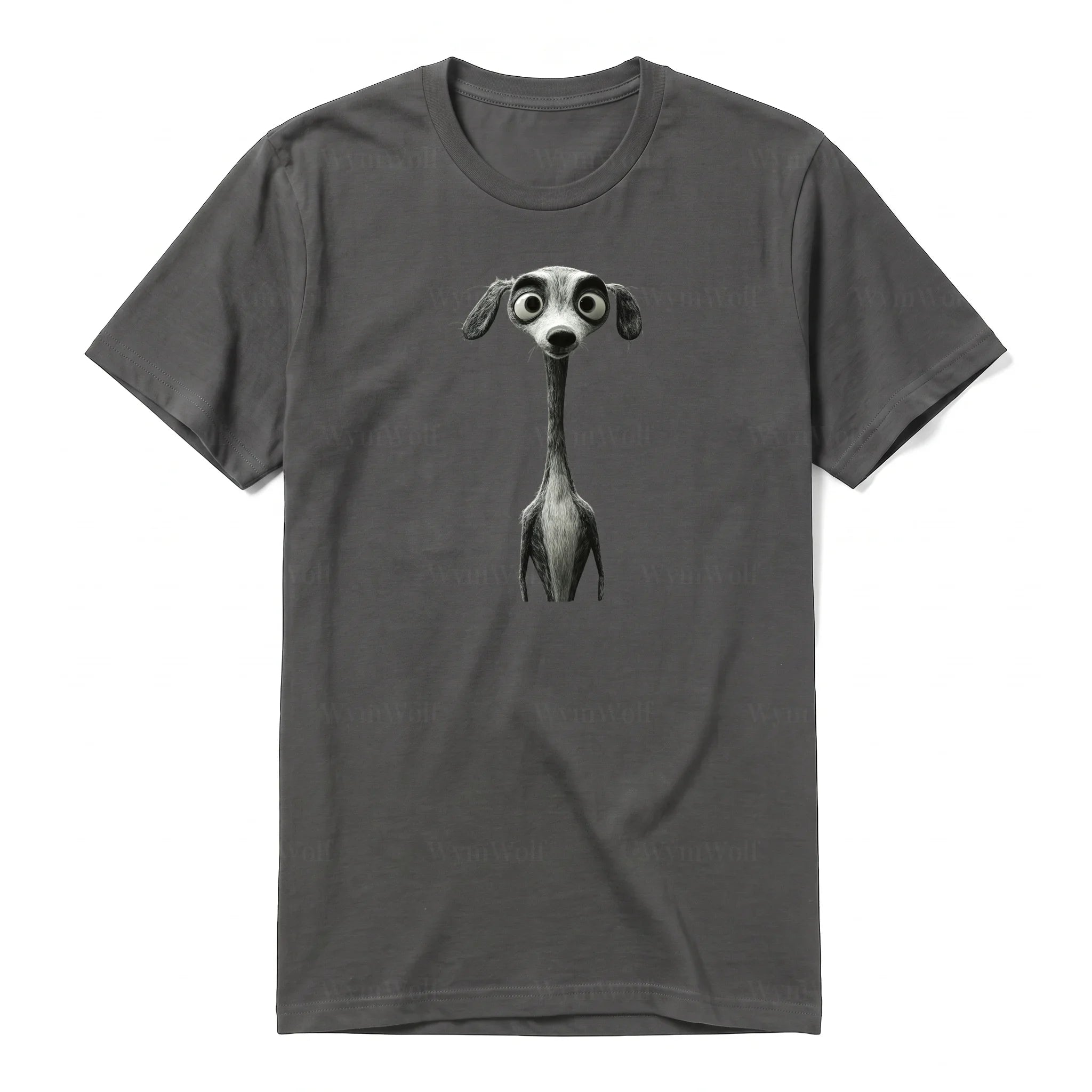 Un T-shirt charbon à manches courtes et col rond, orné d'un motif représentant un chien sur le devant.