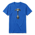Un T-shirt royal à manches courtes et col rond, orné d'un motif représentant un chien sur le devant.