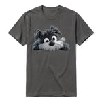 Un T-shirt charbon à manches courtes et col rond, orné d'un motif représentant un chien sur le devant.