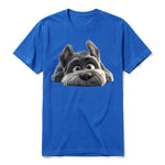 Un T-shirt royal à manches courtes et col rond, orné d'un motif représentant un chien sur le devant.