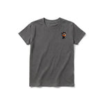 Un T-shirt charbon à manches courtes et col rond pour jeune, orné d'un motif représentant un chien sur la poitrine gauche.