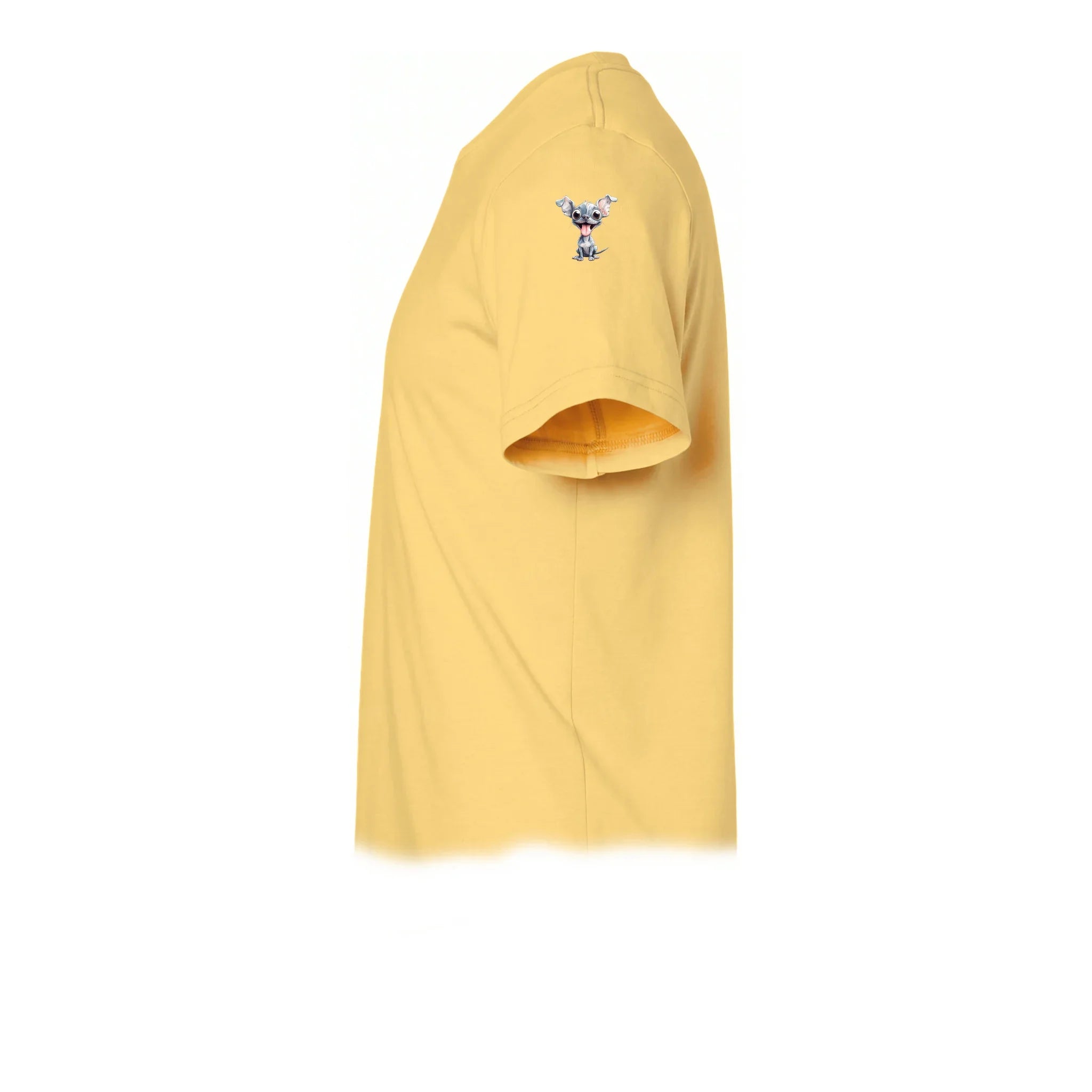 Un T-shirt moutarde à manches courtes et col rond, orné d'un motif représentant un chien sur le haut de la manche gauche.