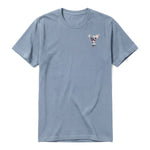 Un T-shirt steel-blue à manches courtes et col rond, orné d'un motif représentant un chien sur la poitrine gauche.