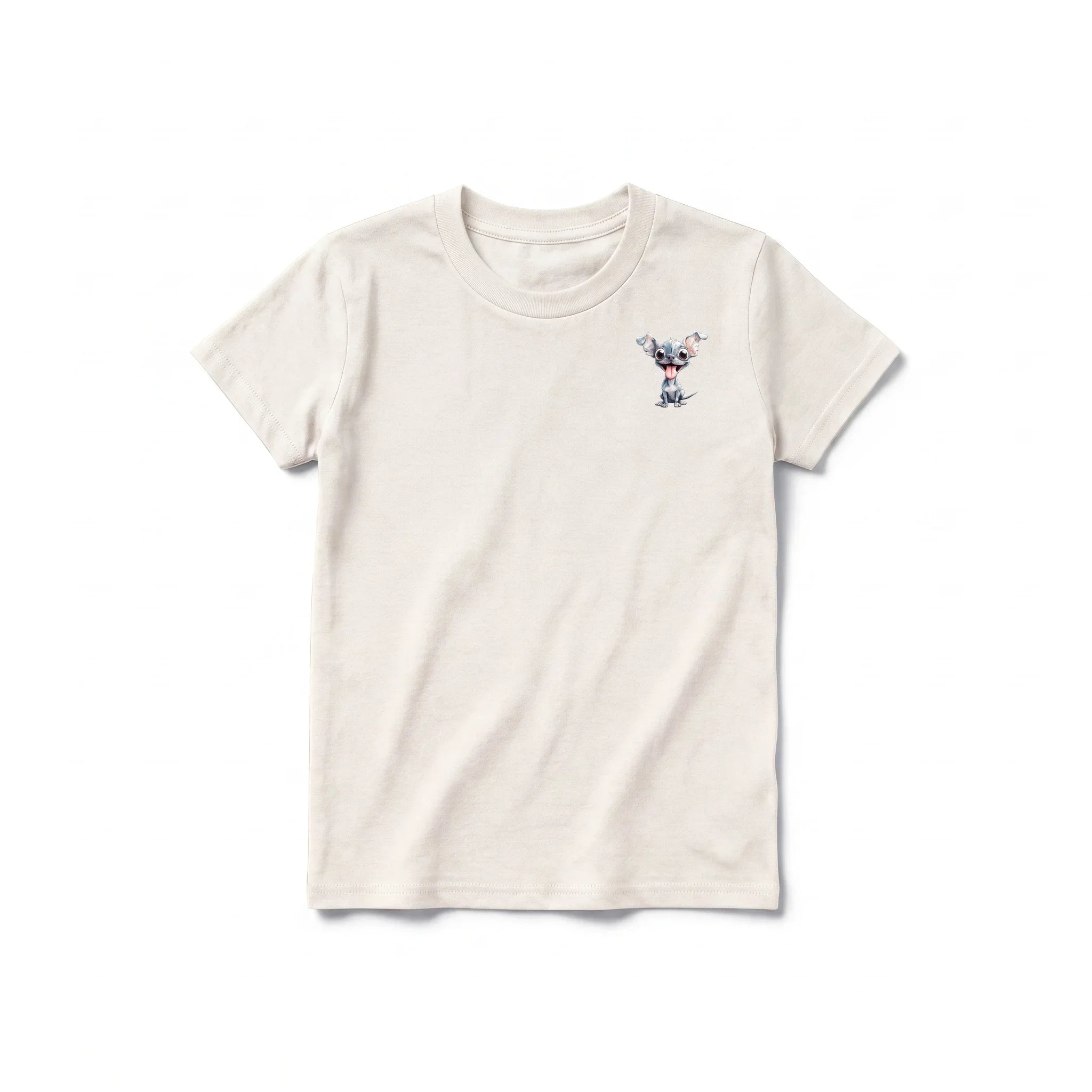 Un T-shirt blanc vintage à manches courtes et col rond pour jeune, orné d'un motif représentant un chien sur la poitrine gauche.