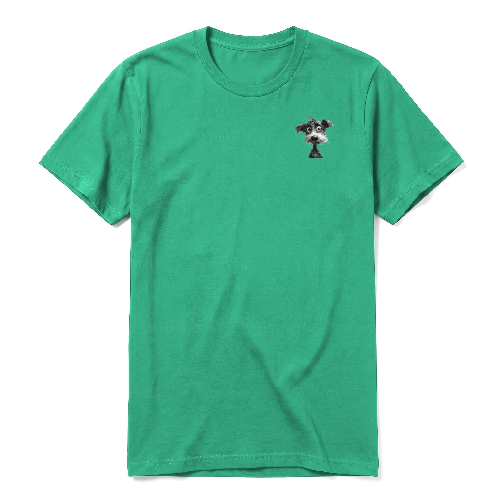 Un T-shirt kelly à manches courtes et col rond, orné d'un motif représentant un chien sur la poitrine gauche.