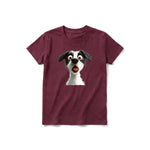 Un T-shirt marron à manches courtes et col rond pour jeune, orné d'un motif représentant un chien sur le devant.