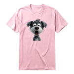 Un T-shirt rose à manches courtes et col rond, orné d'un motif représentant un chien sur le devant.