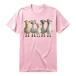 Un T-shirt rose à manches courtes et col rond, orné d'un motif représentant un animal de la ferme sur le devant.