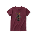 Un T-shirt marron à manches courtes et col rond pour jeune, orné d'un motif représentant un animal de la ferme sur le devant.